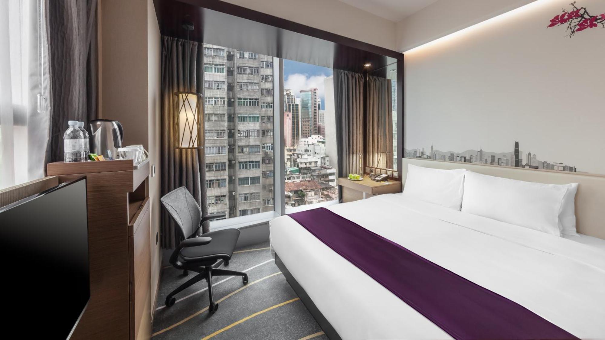 Hilton Garden Inn Hong Kong Mongkok Exterior photo